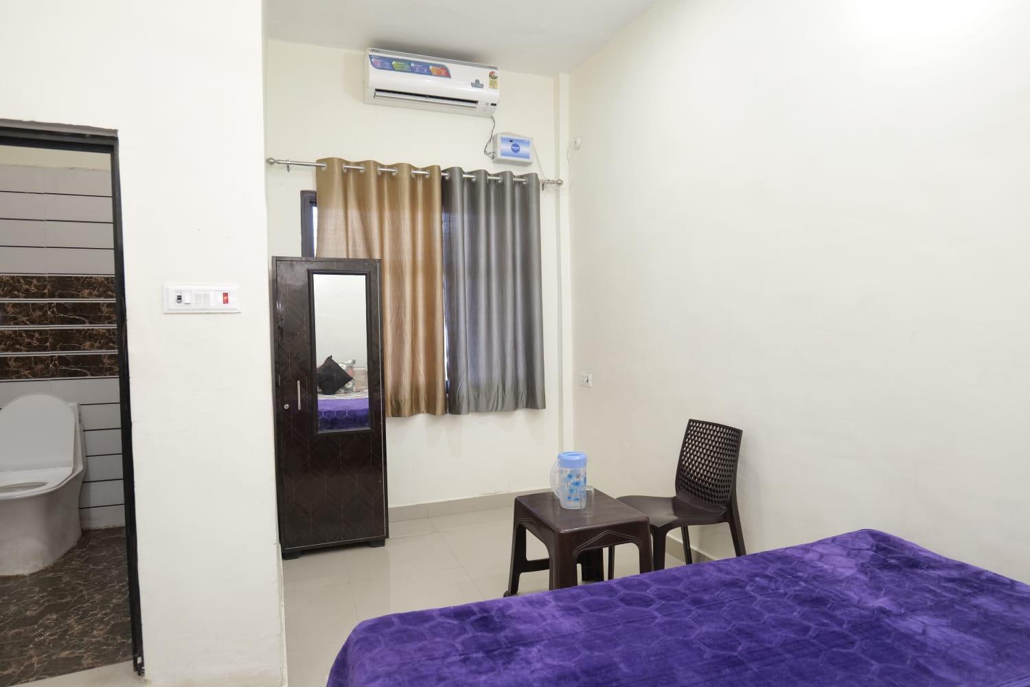 Hotel Jaanvi Órcsha Kültér fotó